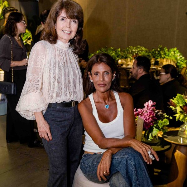Rebeca Duarte e Anna Paola Pimenta da Veiga