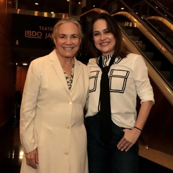 Regina e Gabriela Duarte