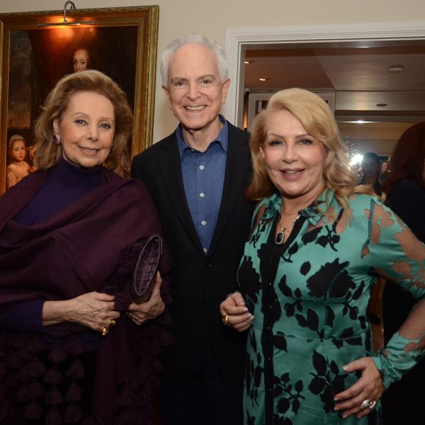 Ricardo Stambowsky entre Sandra Naslausky e Isis Penido