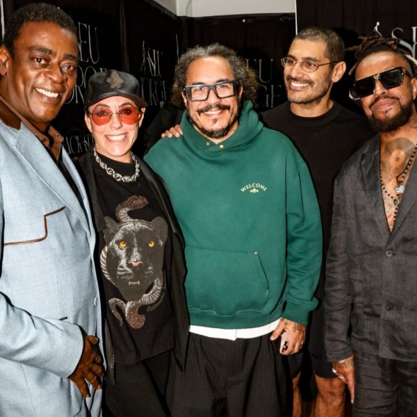 Christiane Torloni entre Seu Jorge, Marcelo D2, Criolo e Rael