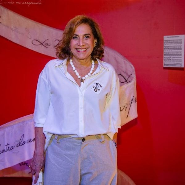 Totia Meireles