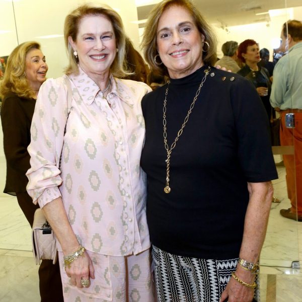 Glória Severiano Ribeiro e Silvinha Fraga
