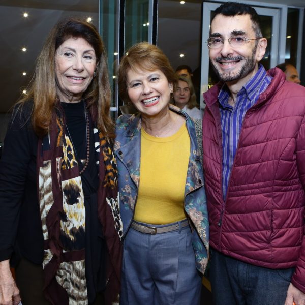 Narjara Turetta entre Anna Maria Tornaghi e Alexandre Murucci