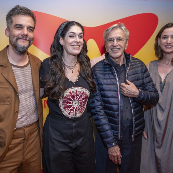 Wagner Moura, Paula Lavigne, Caetano Veloso e Emilie Lesclaux