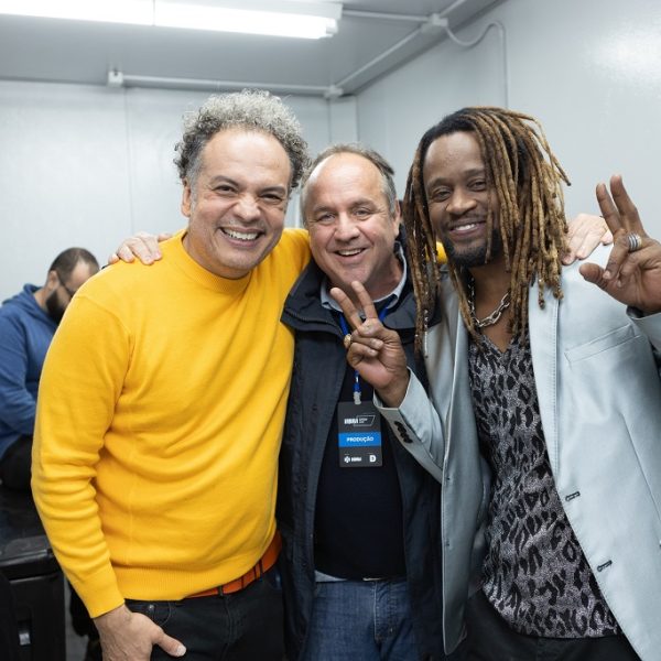 Zé Ricardo, Renato Byinton e Toni Garrido