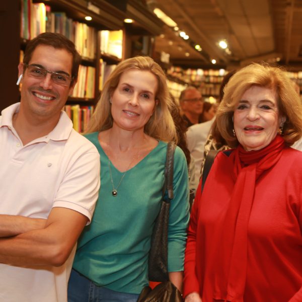 Alexandre Colombo, Maria e Beatrizinha Monteiro de Carvalho